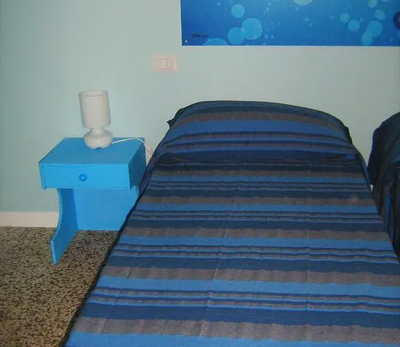 לינה וארוחת בוקר Sirenapop Concept