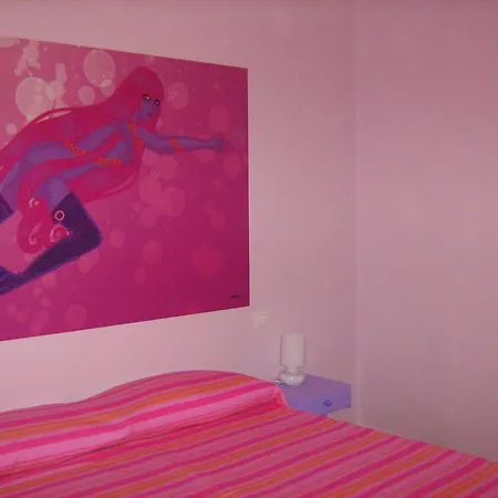 Sirenapop Concept Bed and Breakfast Rivazzurra Di Rimini