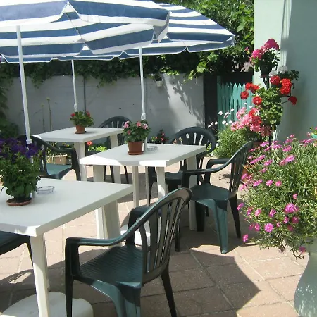 Sirenapop Concept Rivazzurra Di Rimini